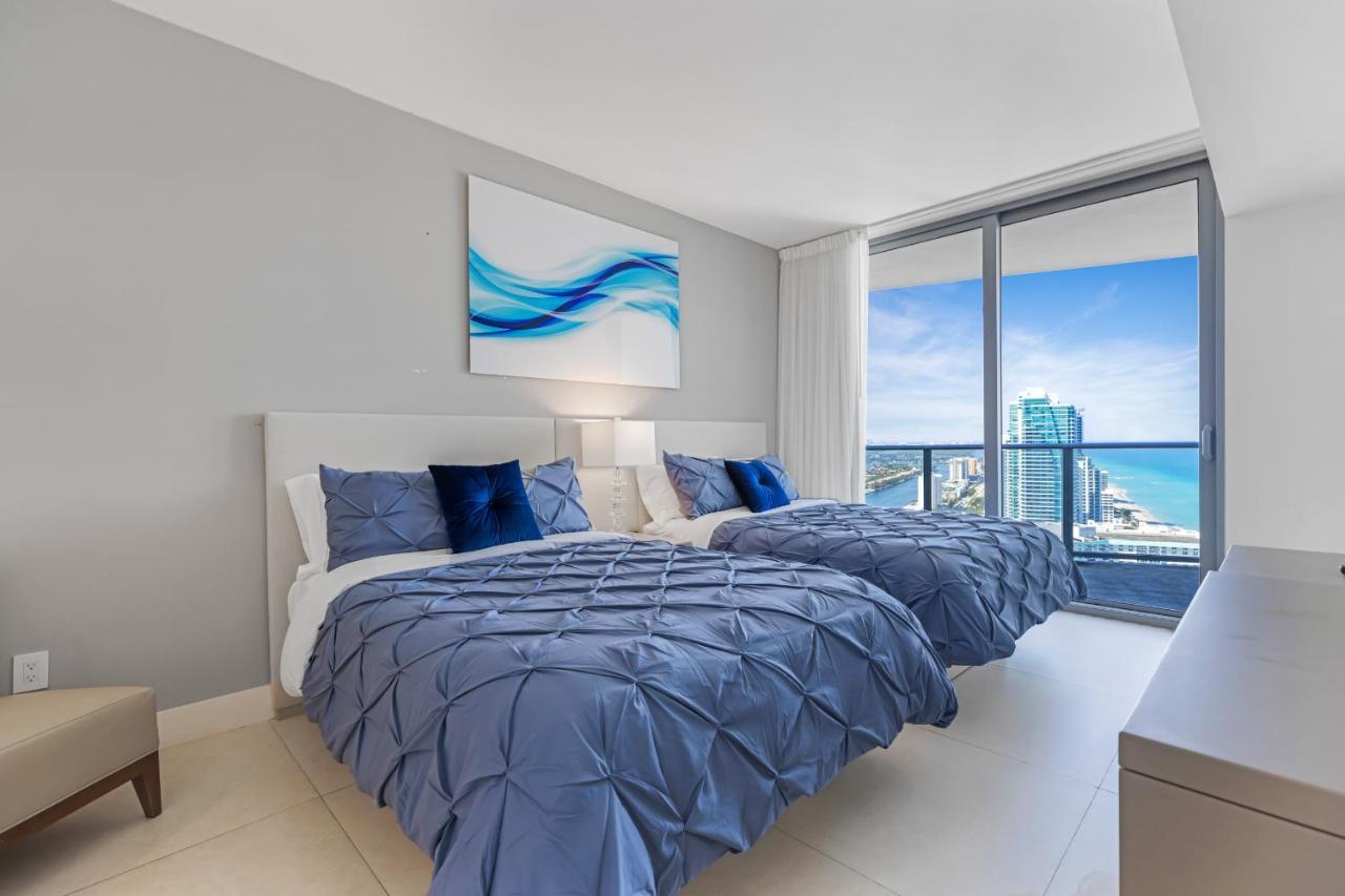 The Ultimate Resort - Beachfront 2 Bedroom Apartment With Direct Ocean View, Rooftop Pool, Hot Tub And Gym ฮอลลีวูด ภายนอก รูปภาพ